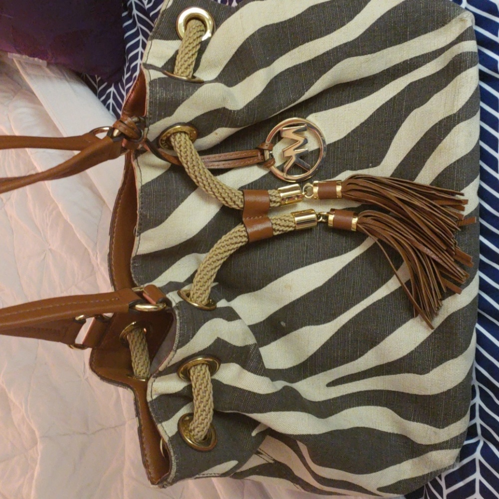 Michael Kors Giraffe purse